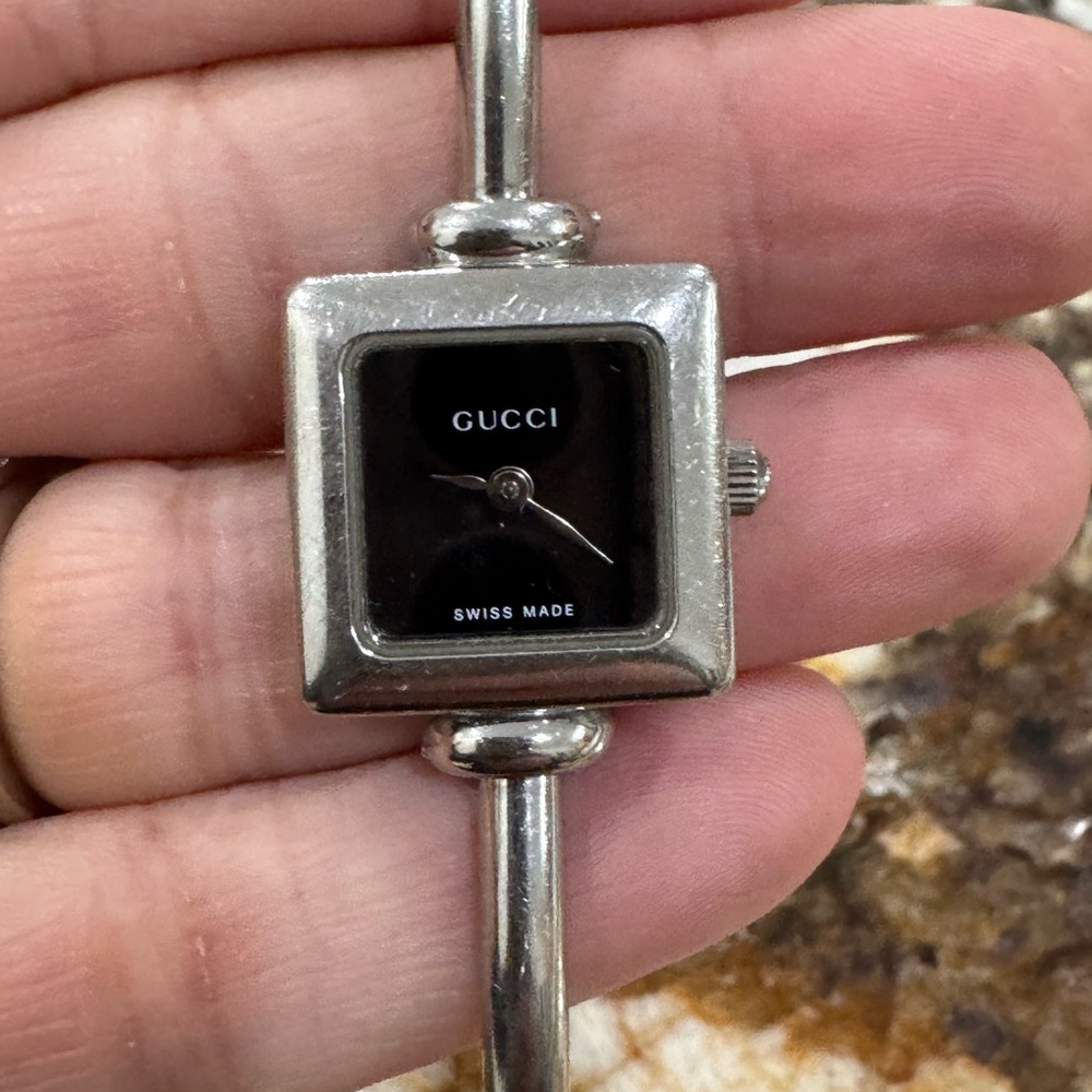 Gucci 1900-series / Gucci Bracelet Watch